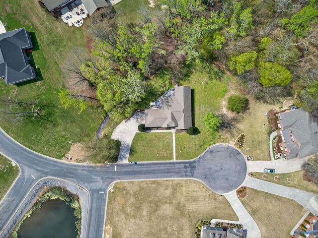 511 Tahoe Trail, Albertville, AL 35950