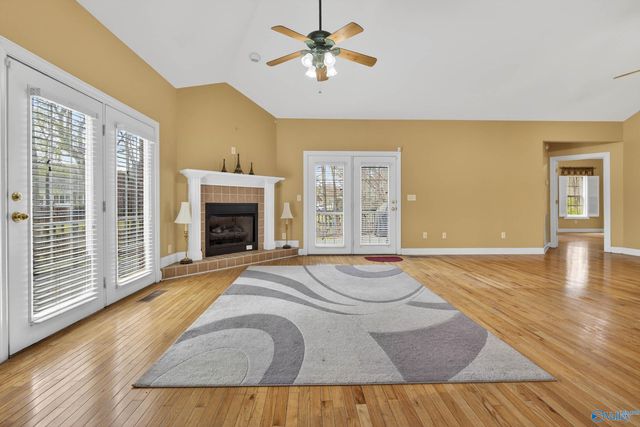 511 Tahoe Trail, Albertville, AL 35950