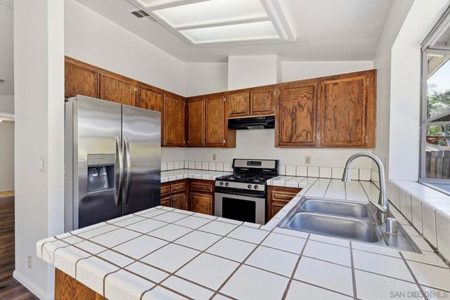 13335 Sneezy Ct., El Cajon, CA 92021