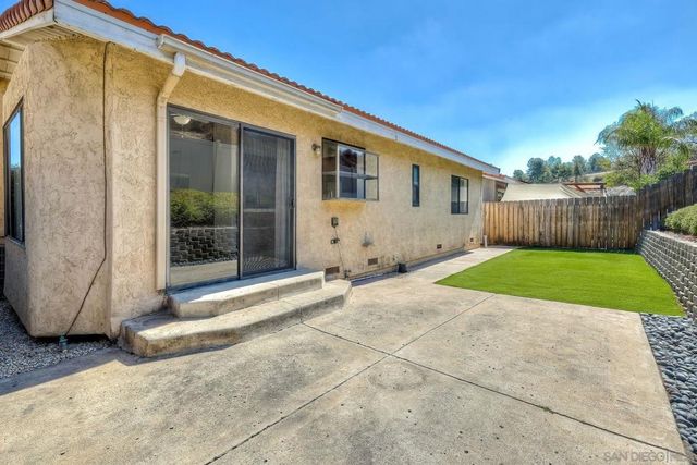 13335 Sneezy Ct., El Cajon, CA 92021