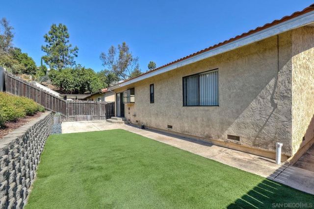 13335 Sneezy Ct., El Cajon, CA 92021