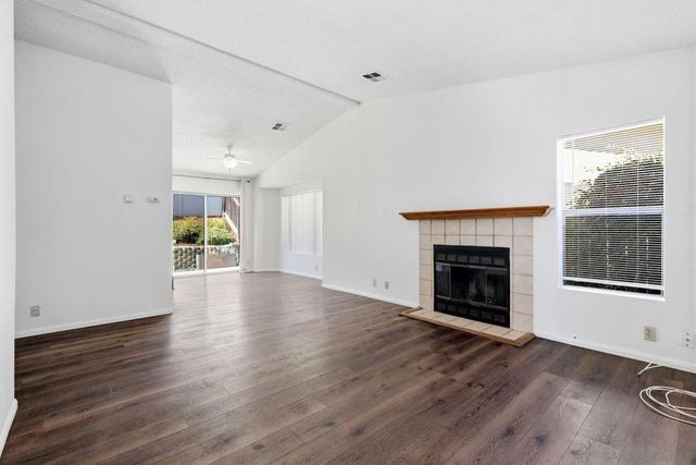 13335 Sneezy Ct., El Cajon, CA 92021