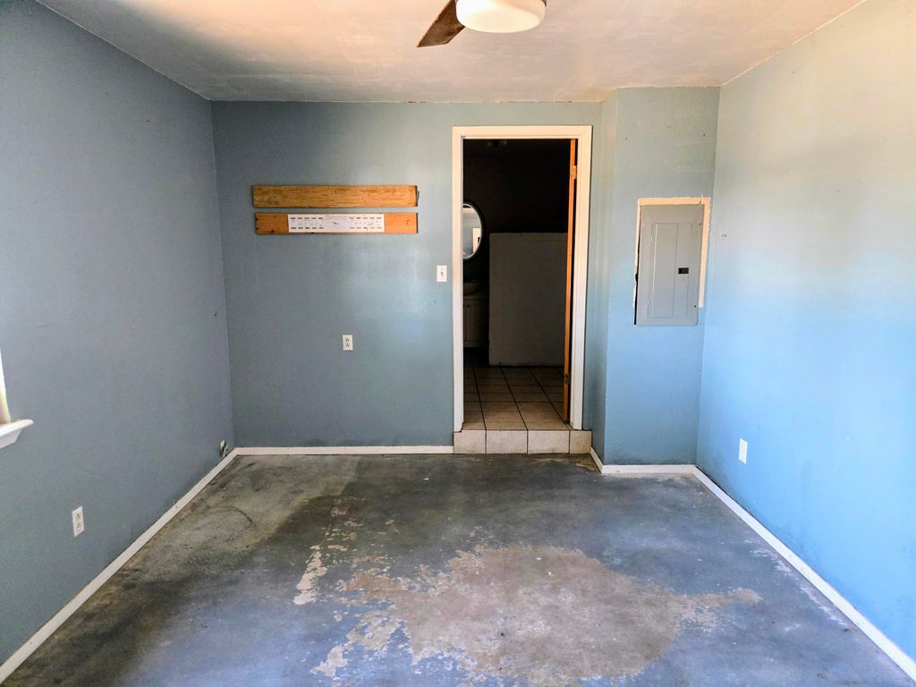 Image 10 of property listing at 1111 Mccall Street, Eden, TX 76837