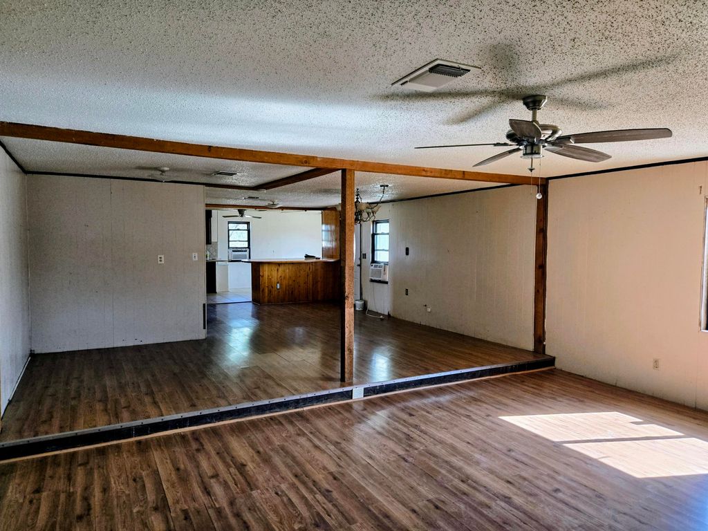 Image 9 of property listing at 1111 Mccall Street, Eden, TX 76837