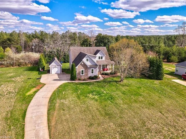 193 Windward Drive, Stokesdale, NC 27357