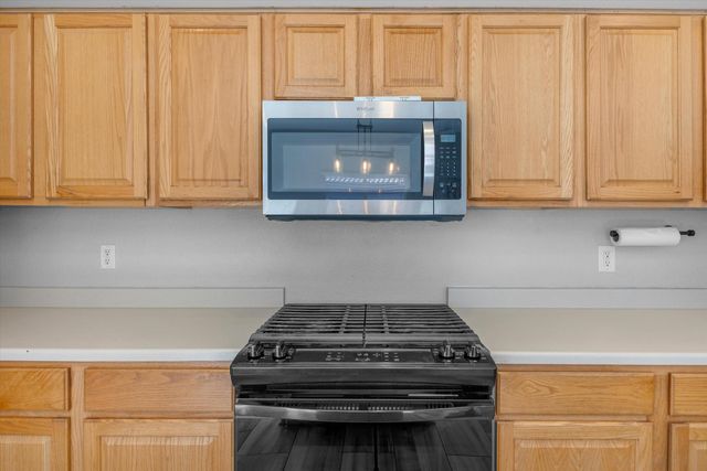 1043 Marapi Street NW, Albuquerque, NM 87120