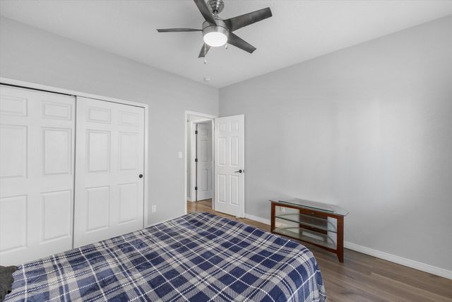 1043 Marapi Street NW, Albuquerque, NM 87120