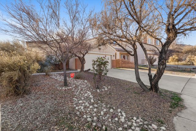 1043 Marapi Street NW, Albuquerque, NM 87120