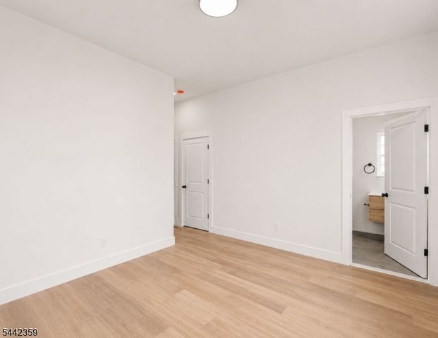 367 21St St, Irvington Twp., NJ 07111