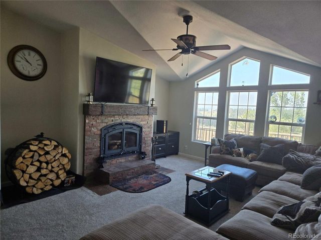183 Toreador Ln, Como, CO 80432