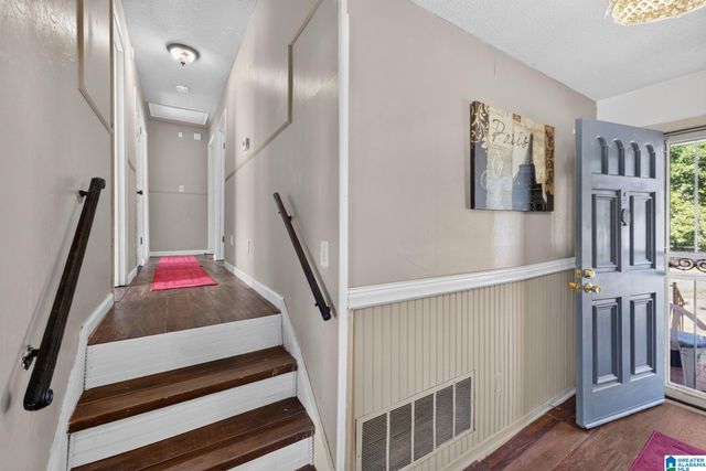 529 16TH AVENUE NW, Center Point, AL 35215
