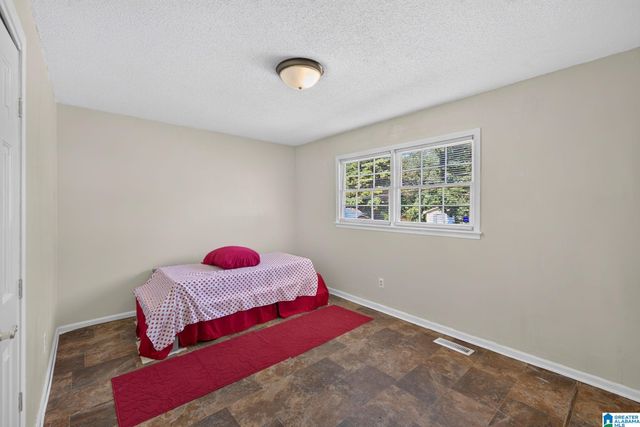 529 16TH AVENUE NW, Center Point, AL 35215