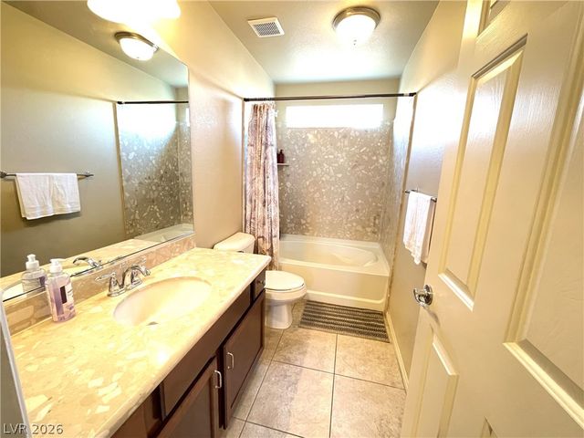 6806 Philharmonic Avenue, Las Vegas, NV 89139