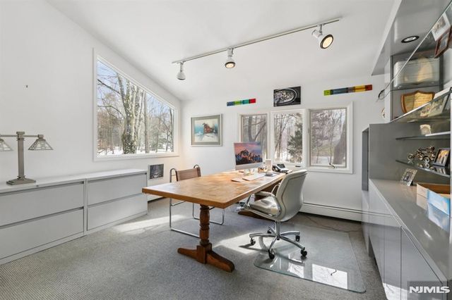 47 Hopper Farm Road, Upper Saddle River, NJ 07458