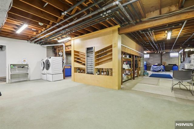 47 Hopper Farm Road, Upper Saddle River, NJ 07458