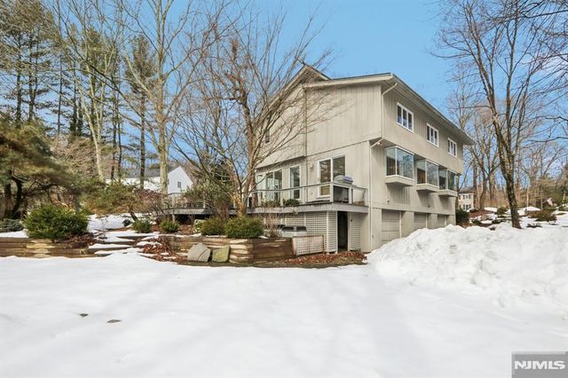 47 Hopper Farm Road, Upper Saddle River, NJ 07458