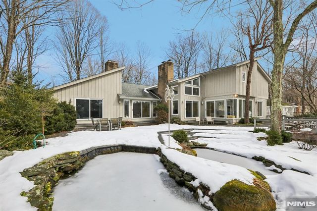 47 Hopper Farm Road, Upper Saddle River, NJ 07458