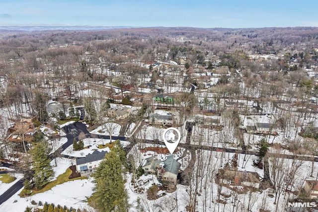 47 Hopper Farm Road, Upper Saddle River, NJ 07458