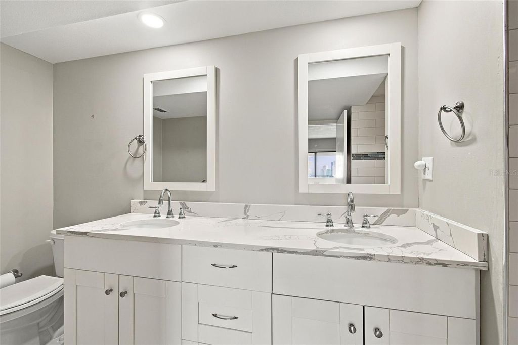 Image 32 of property listing at 4141 BAYSHORE BOULEVARD 1106, Tampa, FL 33611