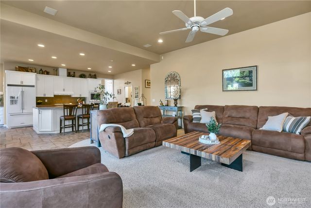 30726 108th Avenue SE, Auburn, WA 98092