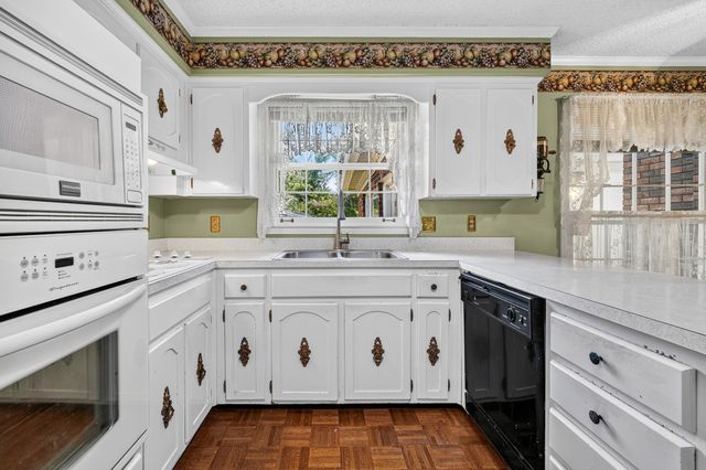 237 Shute Ln, Old Hickory, TN 37138