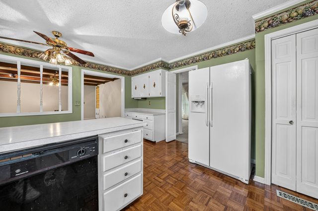 237 Shute Ln, Old Hickory, TN 37138