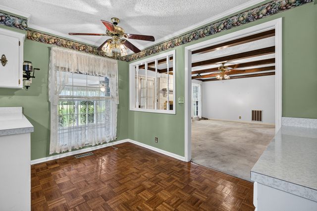 237 Shute Ln, Old Hickory, TN 37138