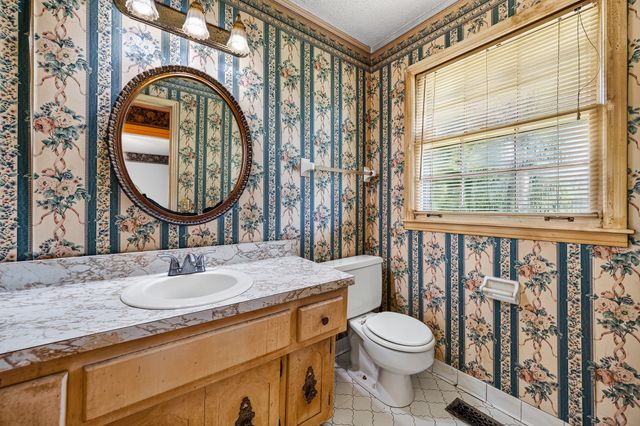237 Shute Ln, Old Hickory, TN 37138