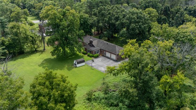 237 Shute Ln, Old Hickory, TN 37138