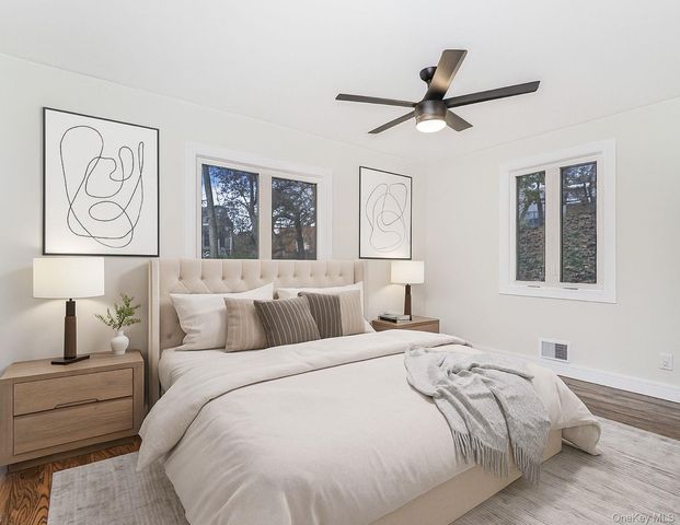 113 Longview Road, Staten Island, NY 10304