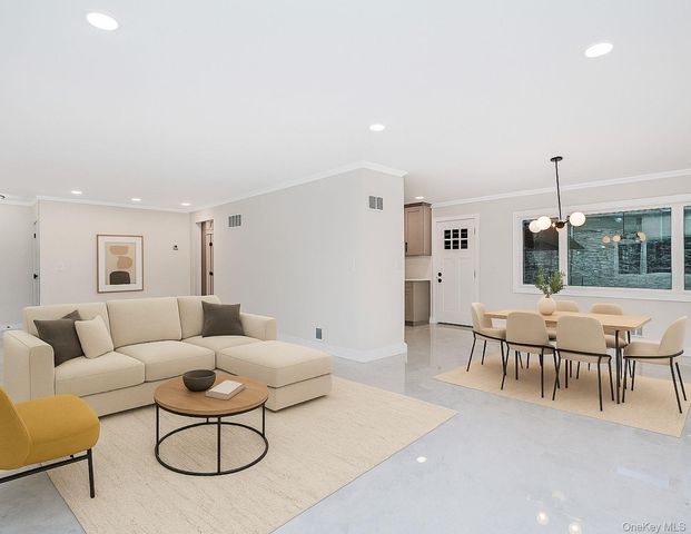 113 Longview Road, Staten Island, NY 10304