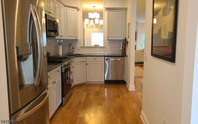 32 Allister Ct, Lincoln Park Boro, NJ 07035