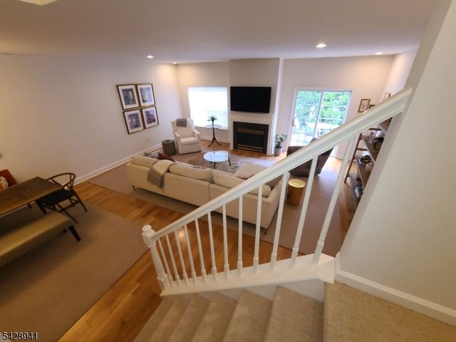 32 Allister Ct, Lincoln Park Boro, NJ 07035