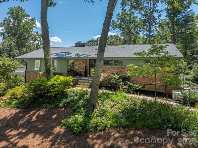 38 Forest View Drive, Asheville, NC 28804