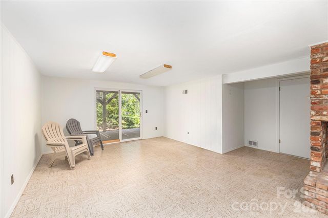 38 Forest View Drive, Asheville, NC 28804