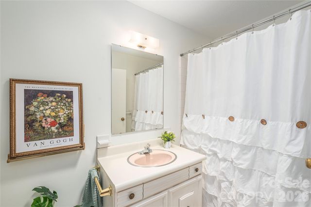 38 Forest View Drive, Asheville, NC 28804
