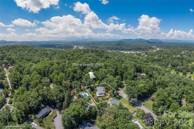 38 Forest View Drive, Asheville, NC 28804