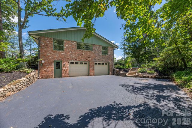38 Forest View Drive, Asheville, NC 28804