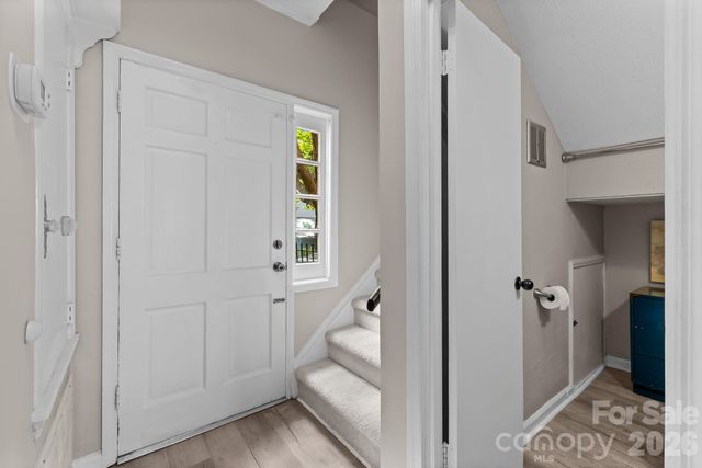 5941 Quail Hollow Road E, Charlotte, NC 28210