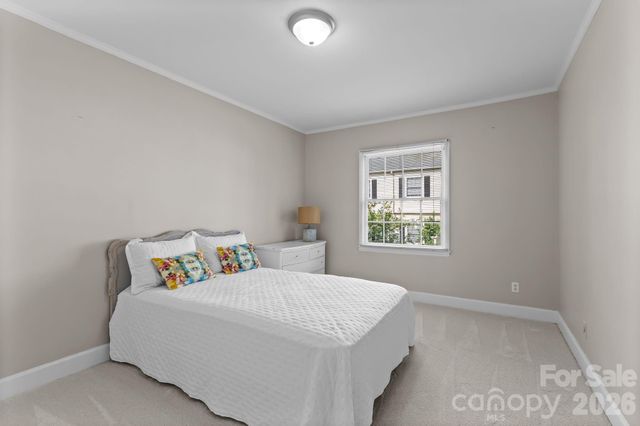 5941 Quail Hollow Road E, Charlotte, NC 28210