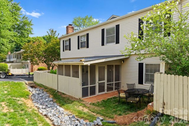 5941 Quail Hollow Road E, Charlotte, NC 28210