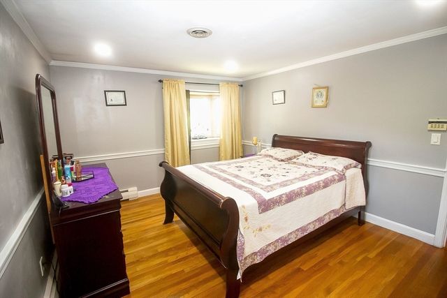 29 Rockland Cir, Brockton, MA 02301