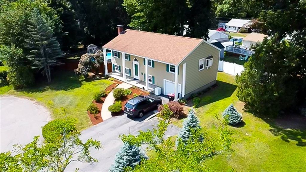 29 Rockland Cir, Brockton, MA 02301