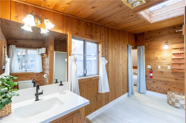 610 Clubhouse, Twin Peaks, CA 92391