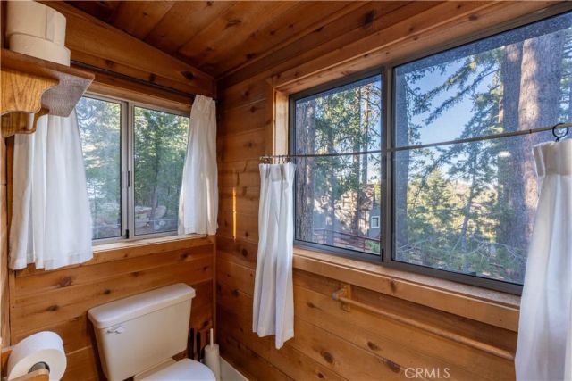 610 Clubhouse, Twin Peaks, CA 92391