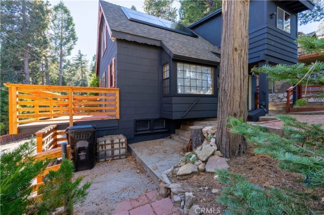 610 Clubhouse, Twin Peaks, CA 92391