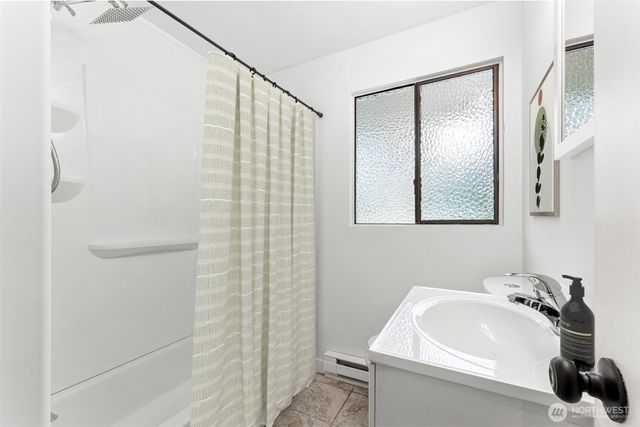 2231 Eastview Avenue NE, Bremerton, WA 98310