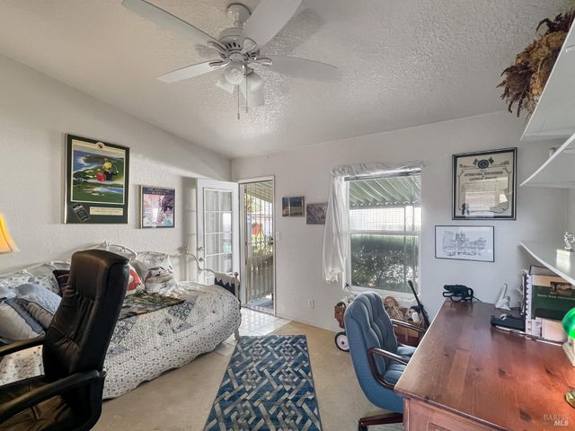 8169 Willow St, Windsor, CA 95492