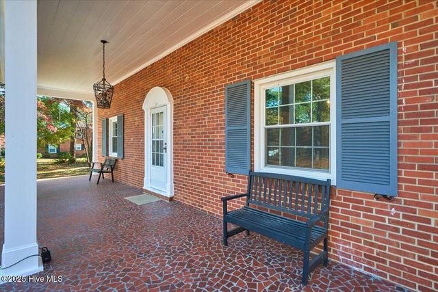 300 Dogwood Lane, Hamlet, NC 28345