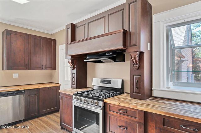 300 Dogwood Lane, Hamlet, NC 28345